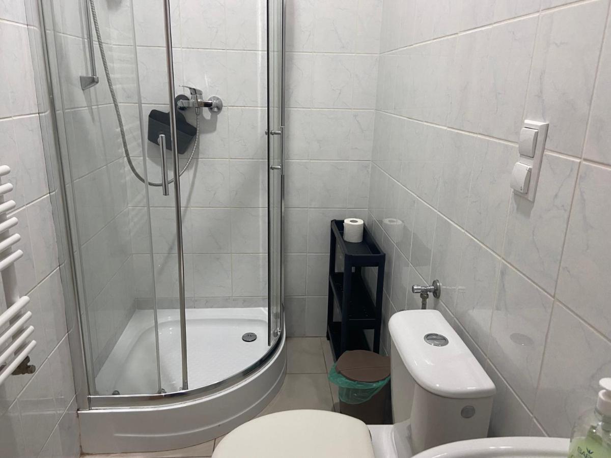 Hotel Zolta Walizka Gosciniec Podrzewie Exteriér fotografie